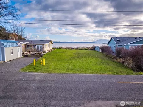4448 Saltspring Dr, Ferndale, WA 98248