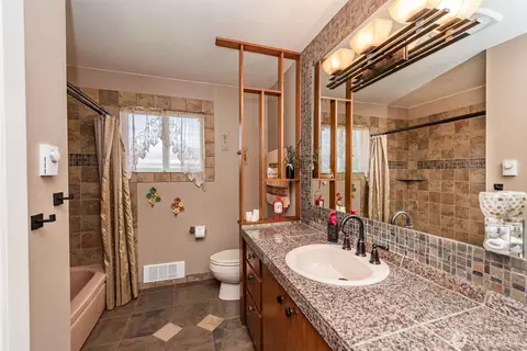 433 N Knapman Ave, Sequim, WA 98382 photo 24