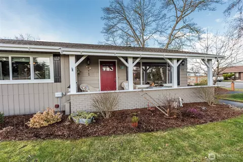 433 N Knapman Ave, Sequim, WA 98382 photo 4