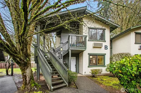 12707 NE 130th Ct #B101, Kirkland, WA 98034