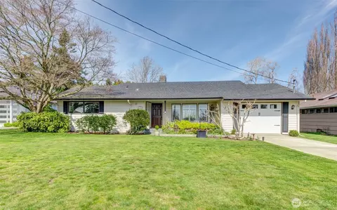 2515 5th St, Everett, WA 98201