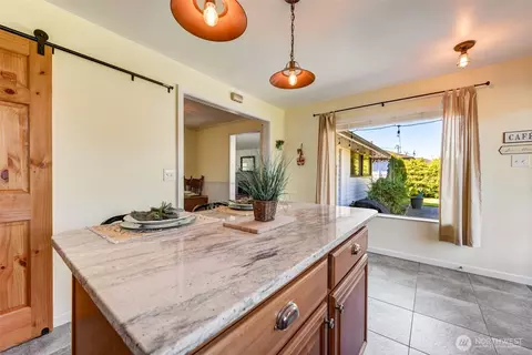 2515 5th St, Everett, WA 98201 photo 11
