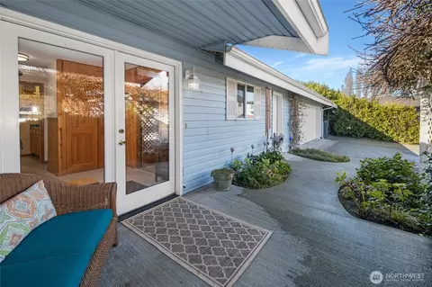 545 Rose Ln, Friday Harbor, WA 98250