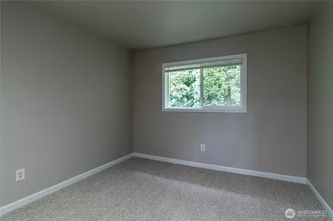 Bedroom - 256 SE Weir St, Camas, WA 98607 photo 2 of 8