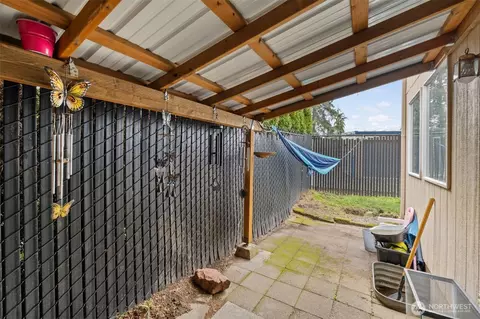 Exterior - 256 SE Weir St, Camas, WA 98607 photo 3 of 8