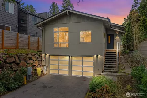 11814 31st Pl NE, Seattle, WA 98125