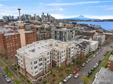530 4th Ave W #209, Seattle, WA 98119