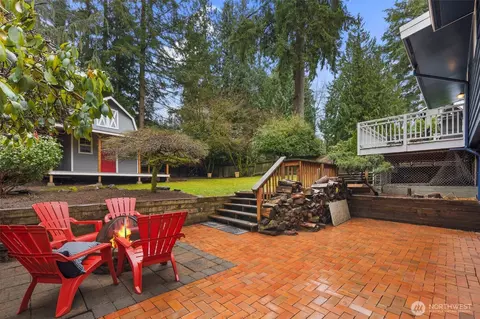 Exterior - 9215 NE 183rd St, Bothell, WA 98011 photo 3 of 7