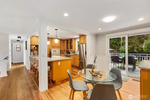 Dining - 9215 NE 183rd St, Bothell, WA 98011 photo 2 of 2