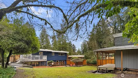 Exterior - 9215 NE 183rd St, Bothell, WA 98011 photo 5 of 7