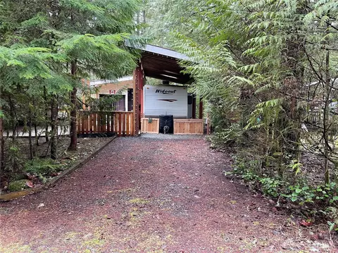 26 Schinn Canyon Cir, Deming, WA 98244