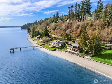 3761 NE Bahia Vista Dr, Bremerton, WA 98310