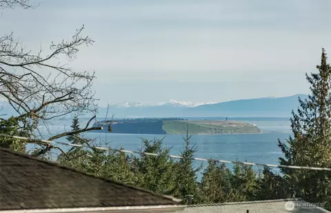 71 Ida Ct, Sequim, WA 98382 photo 2
