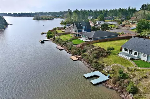 338 Wildwood Ave SE, Ocean Shores, WA 98569