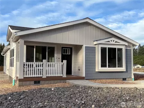 334 Sunset Meadows Ln, Port Hadlock, WA 98339