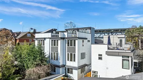 3206 Franklin Ave E #C, Seattle, WA 98102