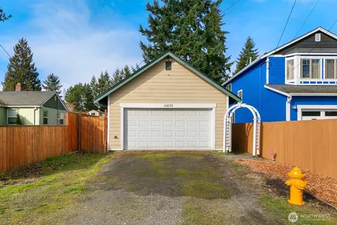 10433 2nd Ave SW, Seattle, WA 98146