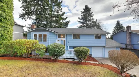 1816 52nd St NE, Tacoma, WA 98422
