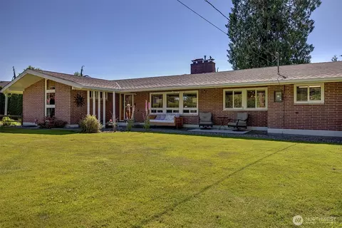 704 Lawrence St, Monroe, WA 98272