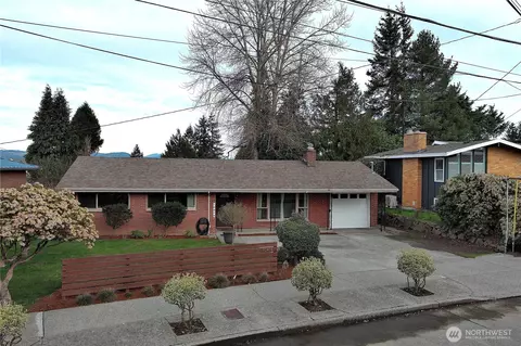 10414 61st Ave S, Seattle, WA 98178