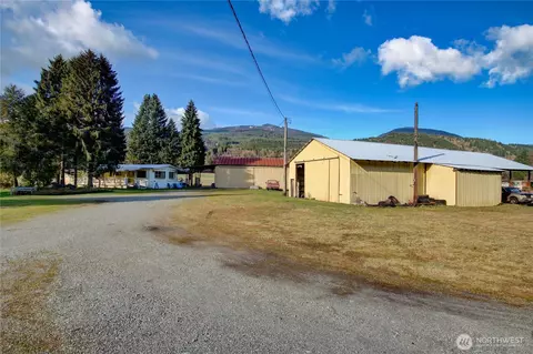 40905 Challenger Rd, Concrete, WA 98237