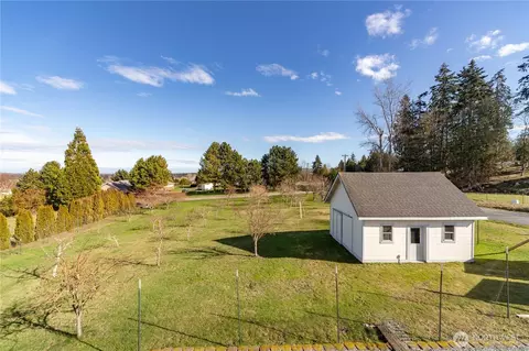 Exterior - 2171 Atterberry Rd, Sequim, WA 98382 photo 4 of 9