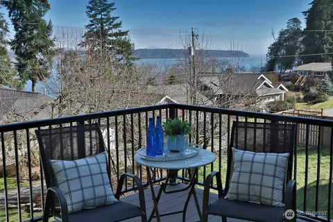 3737 Morning Glory Ln, Langley, WA 98260