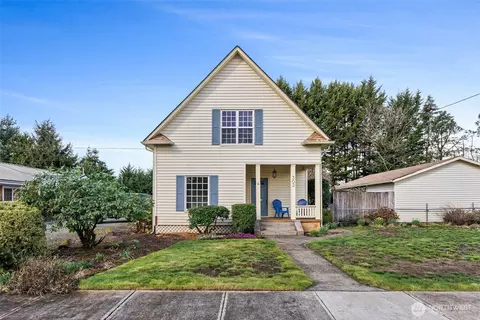303 Courtland St, Centralia, WA 98531