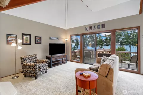 10 Harborview Dr #2, Port Townsend, WA 98368
