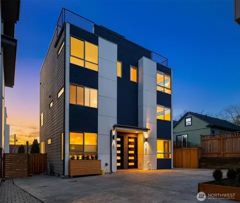 4123 Wallingford Ave N, Seattle, WA 98103