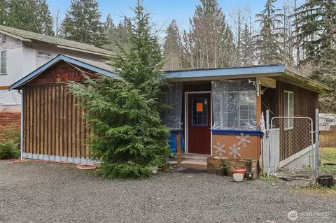 12712 Jordan Trails Rd, Arlington, WA 98223