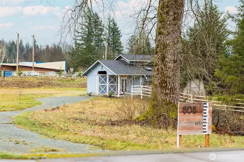 808 1st St, Sultan, WA 98294 photo 2