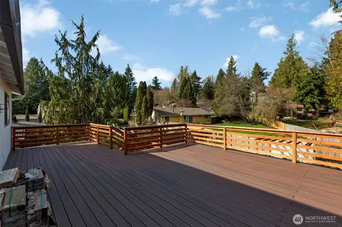 Exterior - 1829 173rd St SE, Bothell, WA 98012 photo 3 of 10