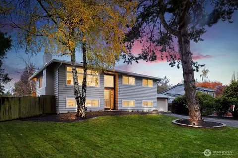 20526 78th Pl W, Edmonds, WA 98026