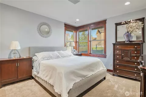 Bedroom - 111 Breezeway Dr, Longview, WA 98632 photo 1 of 4