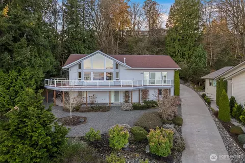 4222 Mitchell Dr, Anacortes, WA 98221