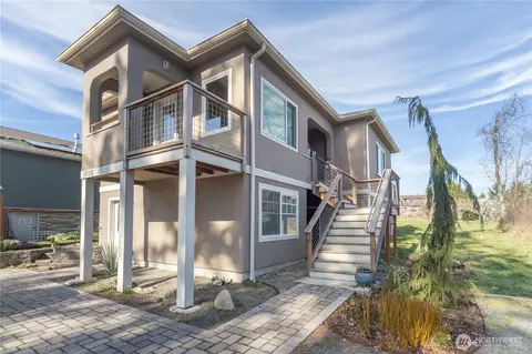 1108 21st St, Port Townsend, WA 98368