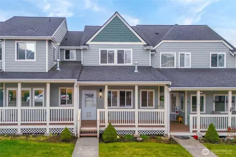 2733 Diamond St #E, Milton, WA 98354