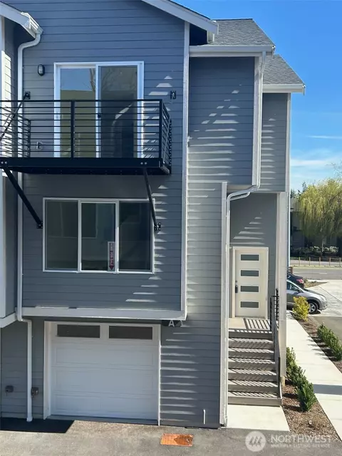 13243 Ambaum Blvd SW #A, Burien, WA 98146