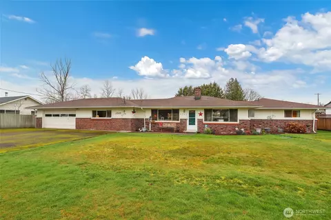 3707 128th St E, Tacoma, WA 98446