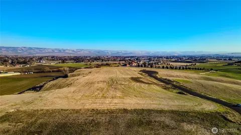 7 Ledgestone Dr, Walla Walla, WA 99362 photo 5