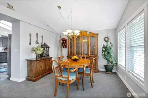 Dining - 307 Willow St SW #2, Orting, WA 98360 photo 1 of 1