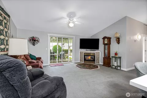 Living - 307 Willow St SW #2, Orting, WA 98360 photo 1 of 1