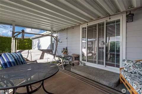 Exterior - 307 Willow St SW #2, Orting, WA 98360 photo 4 of 5