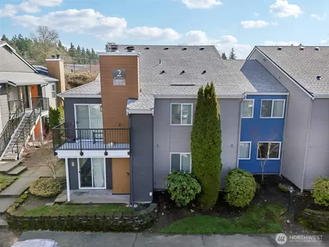 2617 S 272nd St #16, Kent, WA 98032