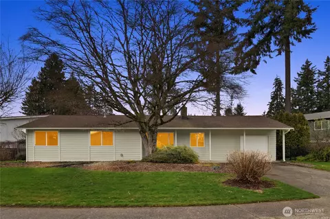 14203 123rd Ave NE, Kirkland, WA 98034