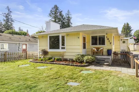 1317 Morgan Rd NW, Bremerton, WA 98312
