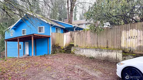 8825 S 132nd St, Renton, WA 98055