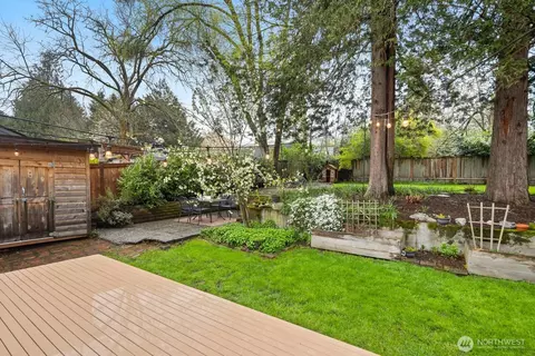 11710 Bartlett Ave NE, Seattle, WA 98125