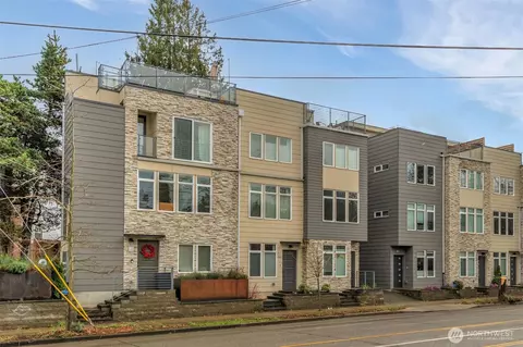 4764 Green Lake Way N, Seattle, WA 98103